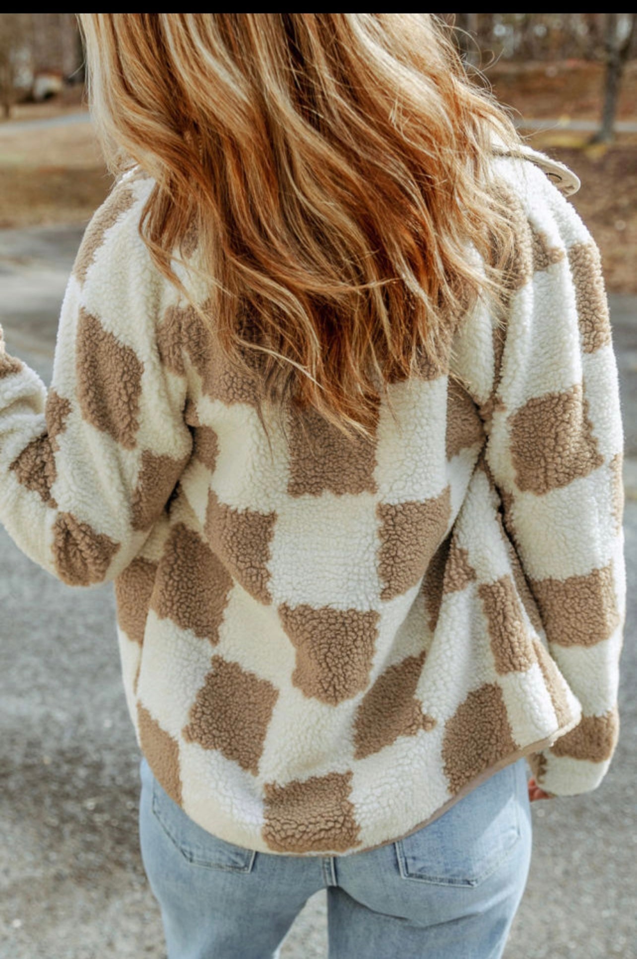 Neutral Cozy Checkered Sherpa
