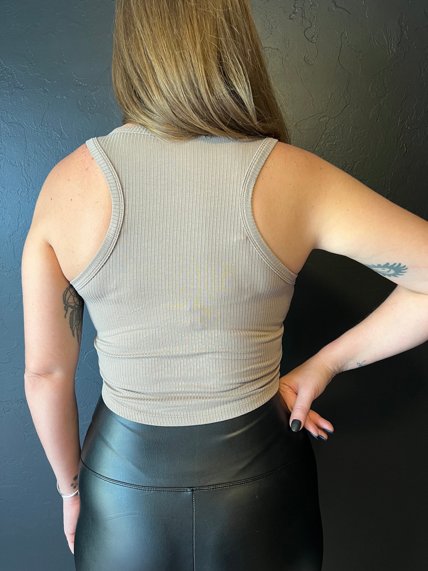 Sleeveless soft Ribbed Crop Tank